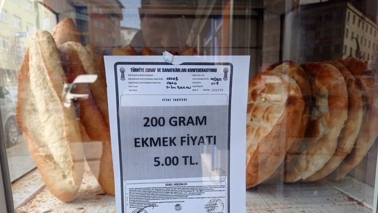 Hakkari'de ekmeğe zam: 200 gram ekmek 5 TL