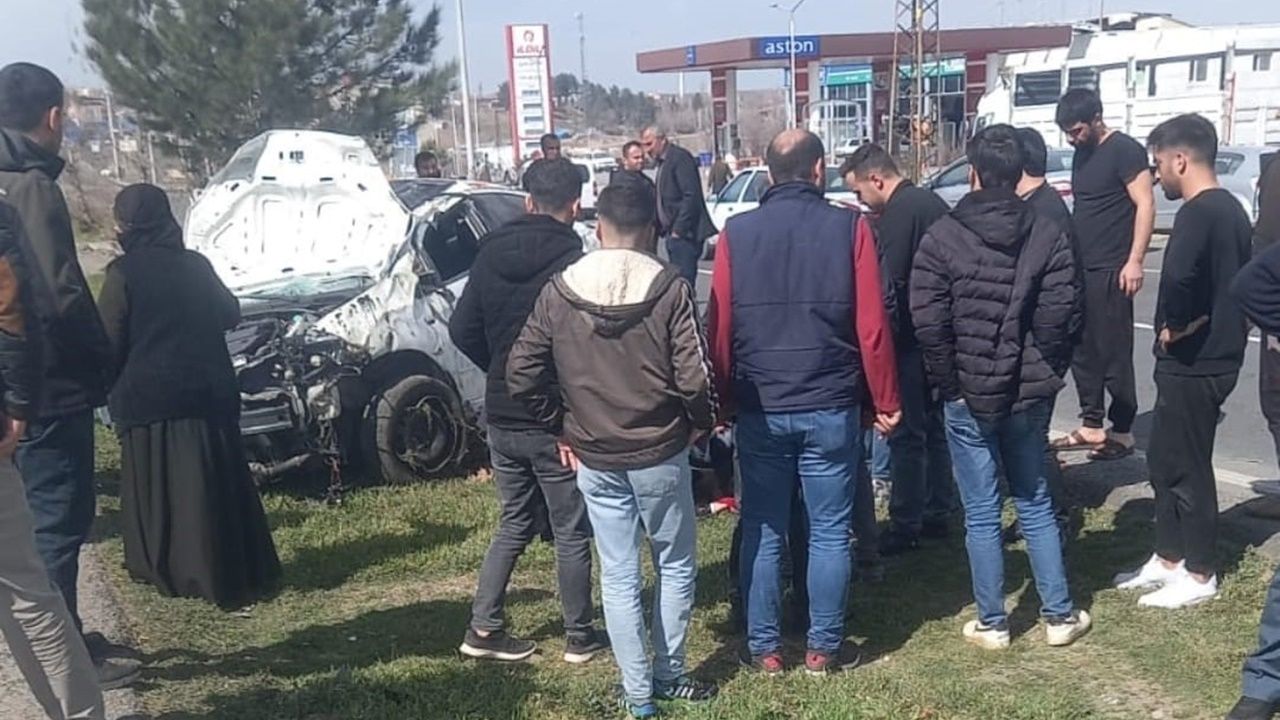 Diyarbakır’daki feci kaza güvenlik kamerasında