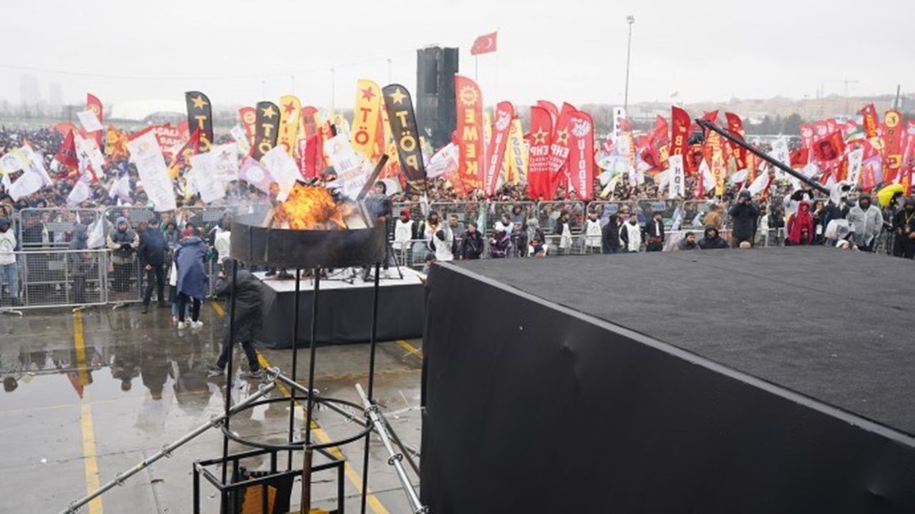 İstanbul Newrozu: Bir devri bitireceğiz, başka bir devri açacağız