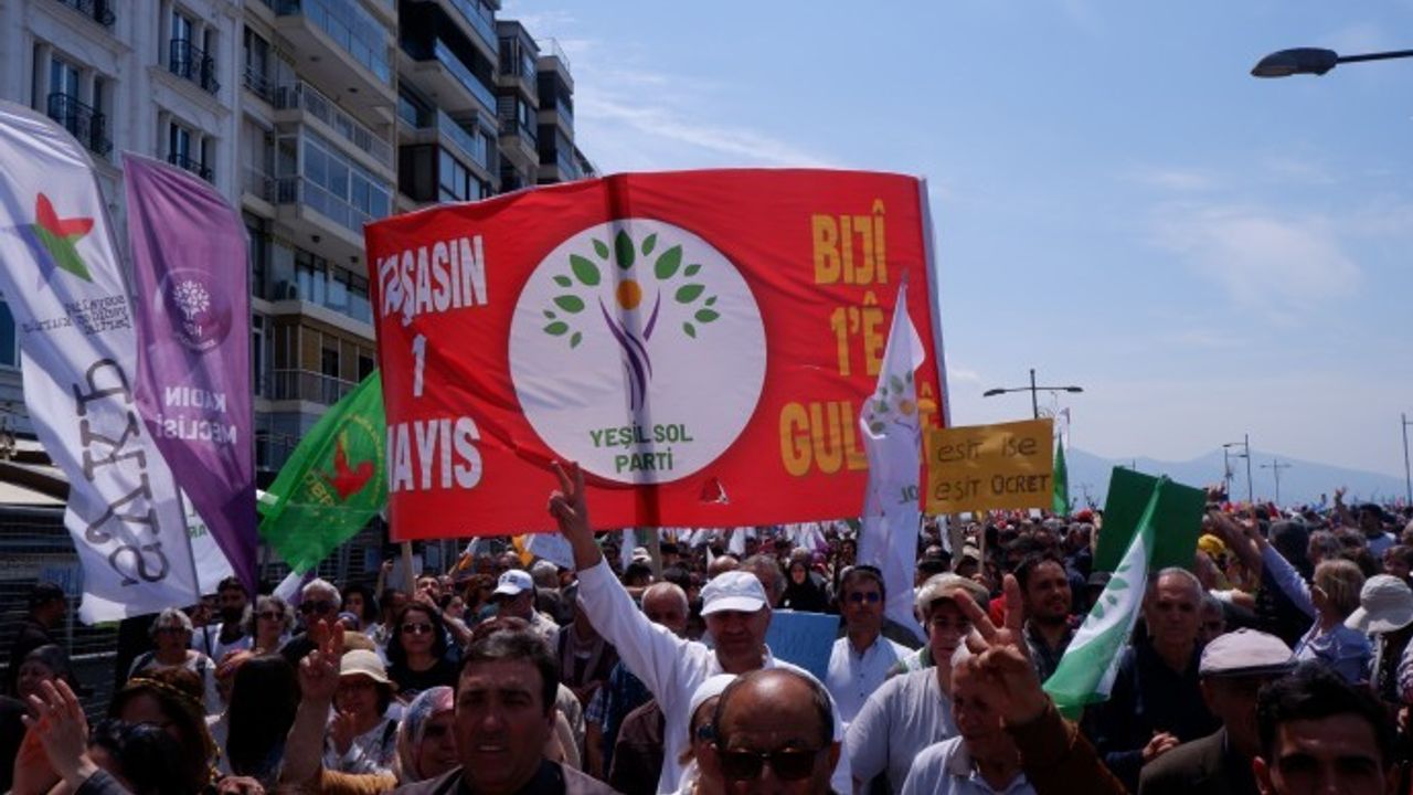 İzmir'de 1 Mayıs: Düzeni değiştirmeye çok yakınız