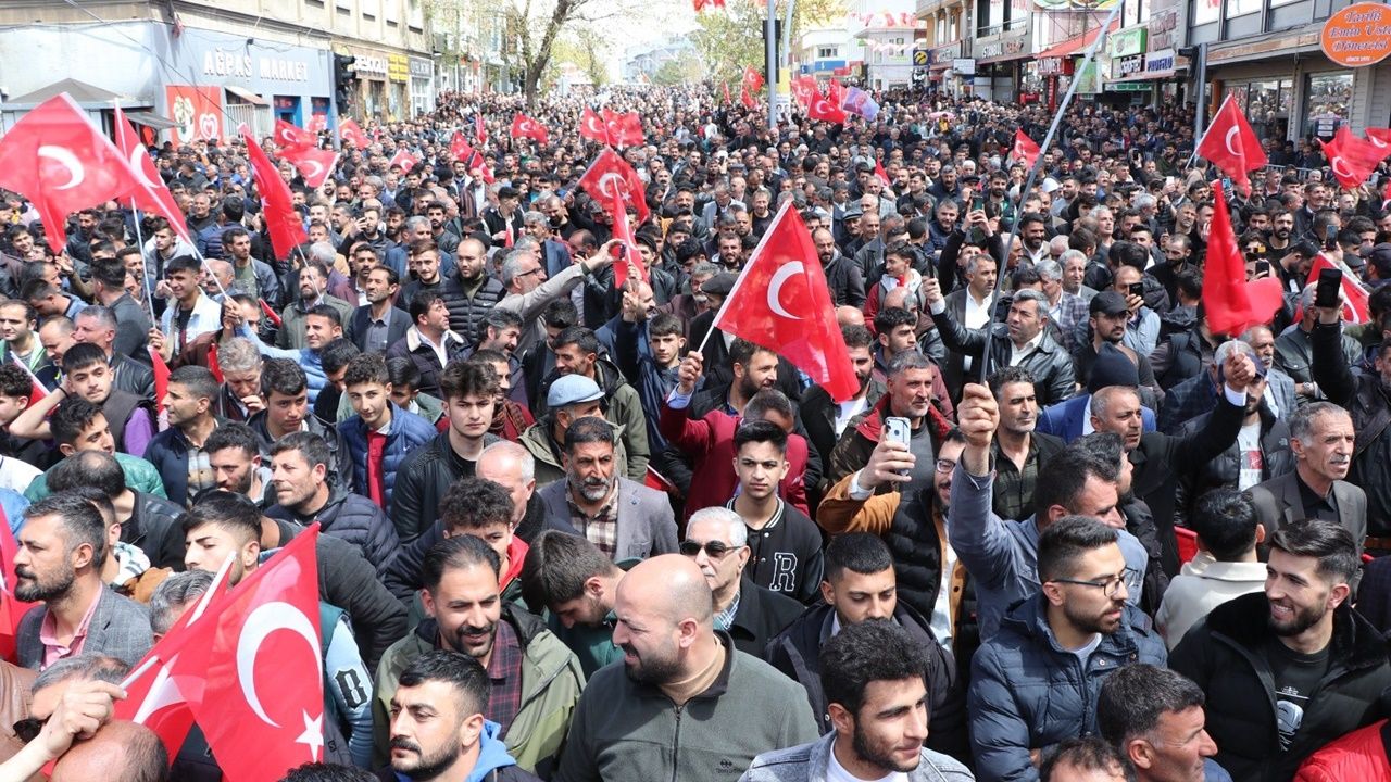 Kılıçdaroğlu Ağrı mitinginde konuştu: 14 Mayıs parti seçimi değil, Türkiye’nin geleceği