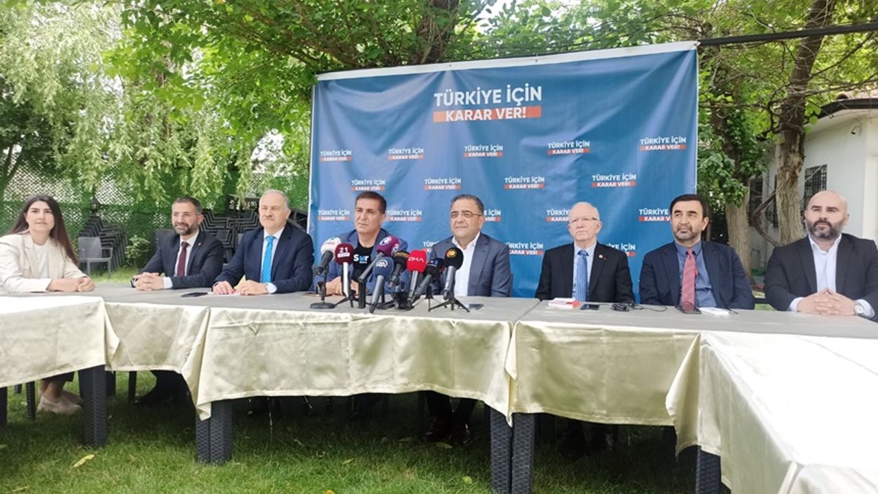 CHP’li vekiller Diyarbakır’dan seslendi: Demokrasi ve insan hakları için 28 Mayıs eşik olacak