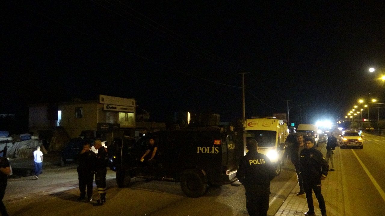 Diyarbakır’da taşlı, sopalı kavga: Polis havaya ateş açtı