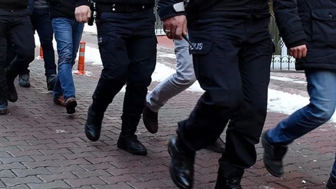 İstanbul’da 4 avukat'a gözaltı