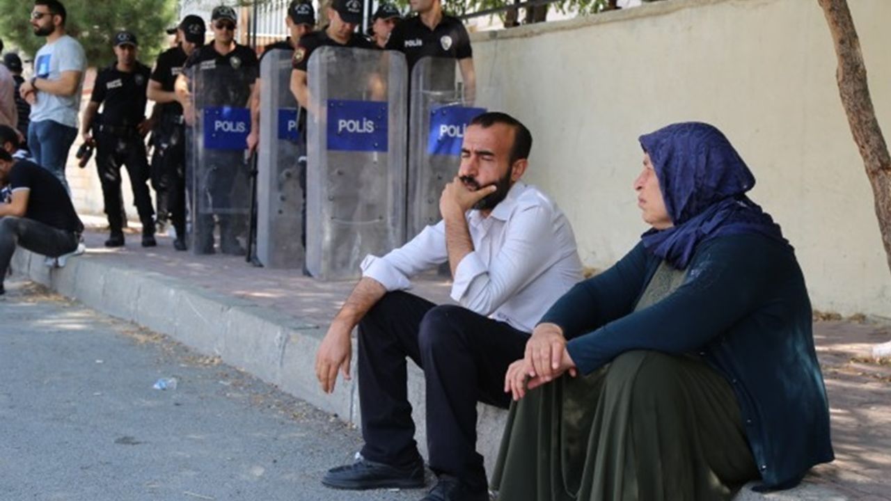 Emine Şenyaşar hakkındaki "zorla getirilme" kararı kaldırıldı