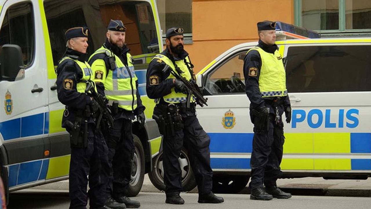 İsveç’te güvenlik seviyesi yükseltildi