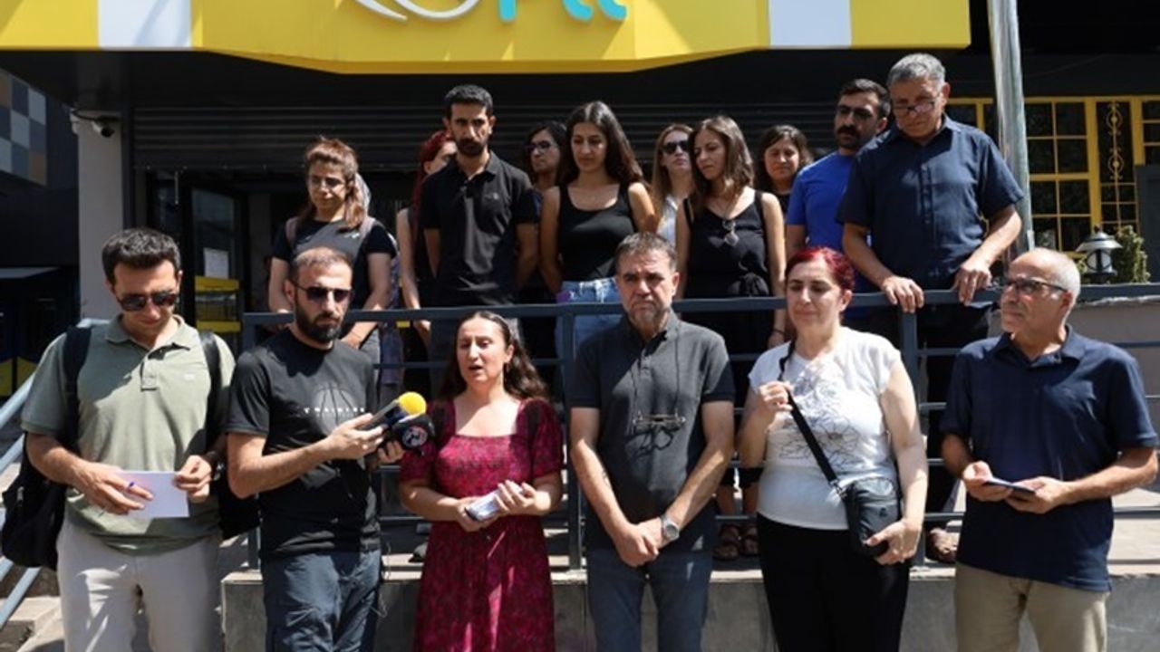 Diyarbakır’dan tutuklu gazetecilere 1 Eylül kartı gönderildi