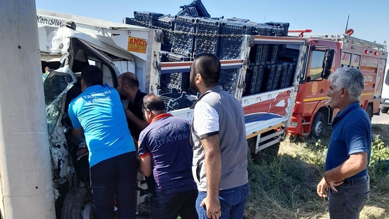 Diyarbakır Çınar’da uykuya dalan şoför kaza yaptı