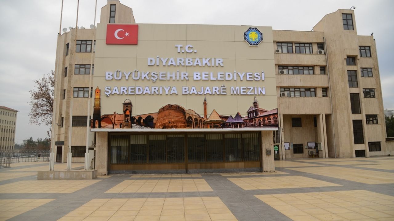 Diyarbakır’da AKP’nin Büyükşehir adayı için 2 isim konuşuluyor