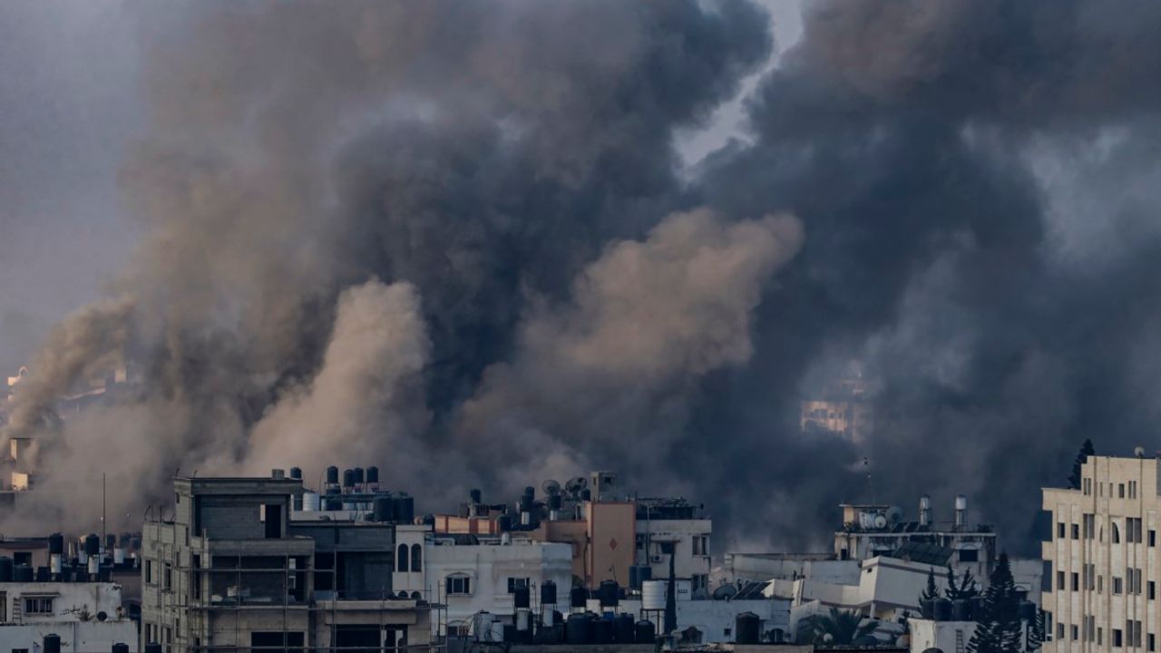 ‘İsrail ordusu son 3 günde 8 hastaneyi bombalandı’
