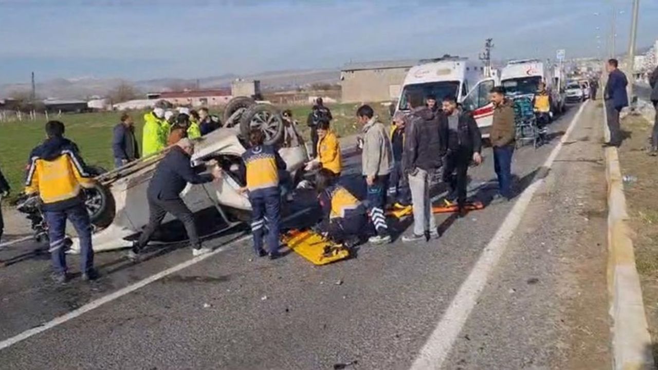 Diyarbakır’da kaza: 1’i ağır, 3 kişi yaralı