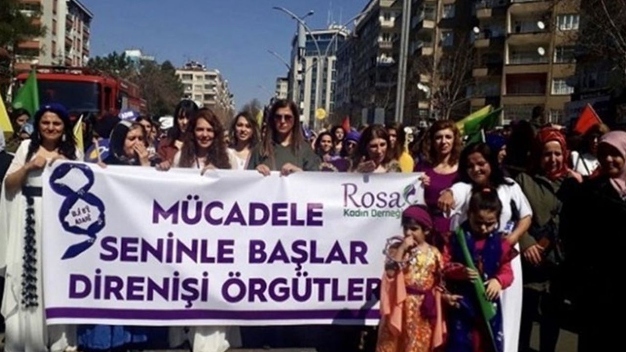 Rosa Kadın Derneği 5 yıldır kadınların sorunlarına çözüm üretiyor