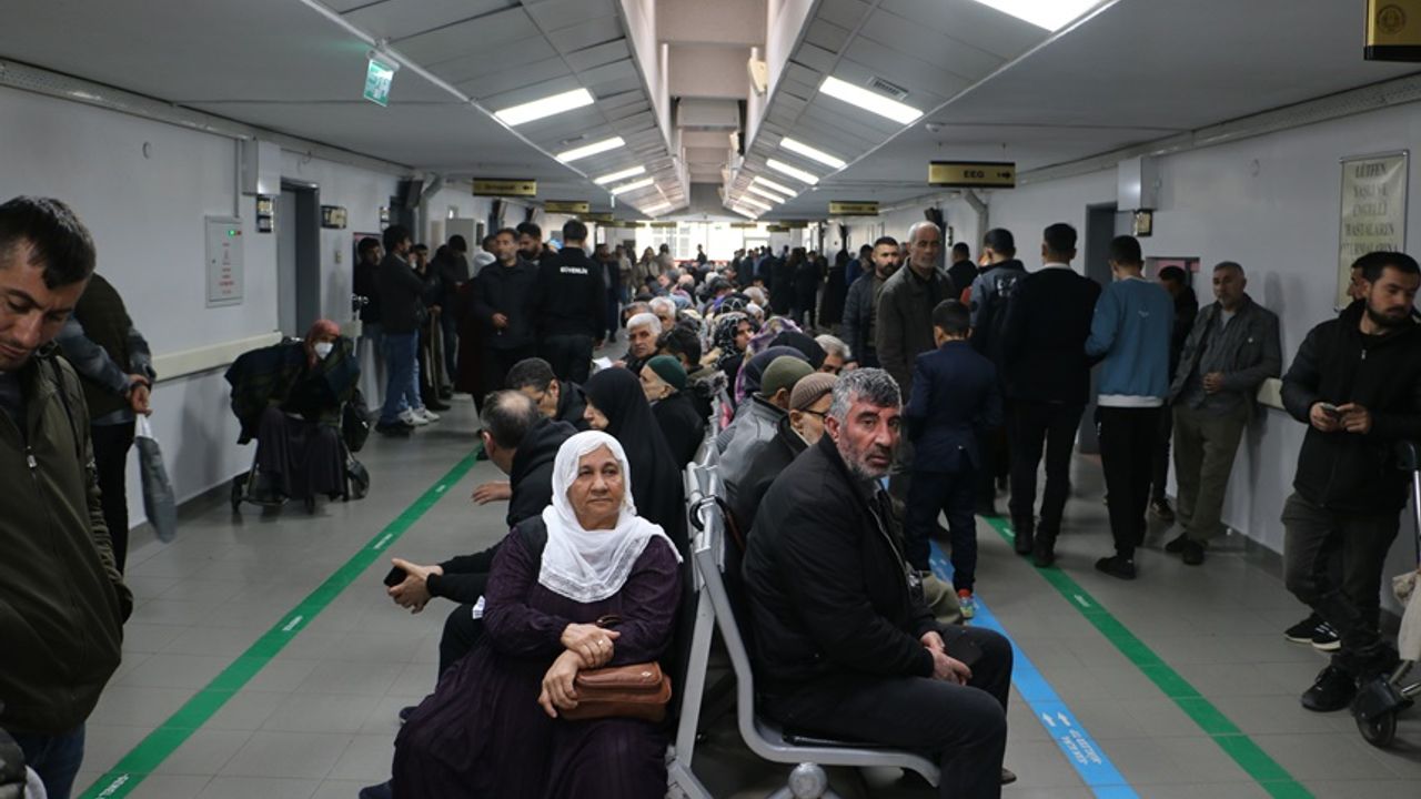 Diyarbakır’da acil servisler pandemi yoğunluğu