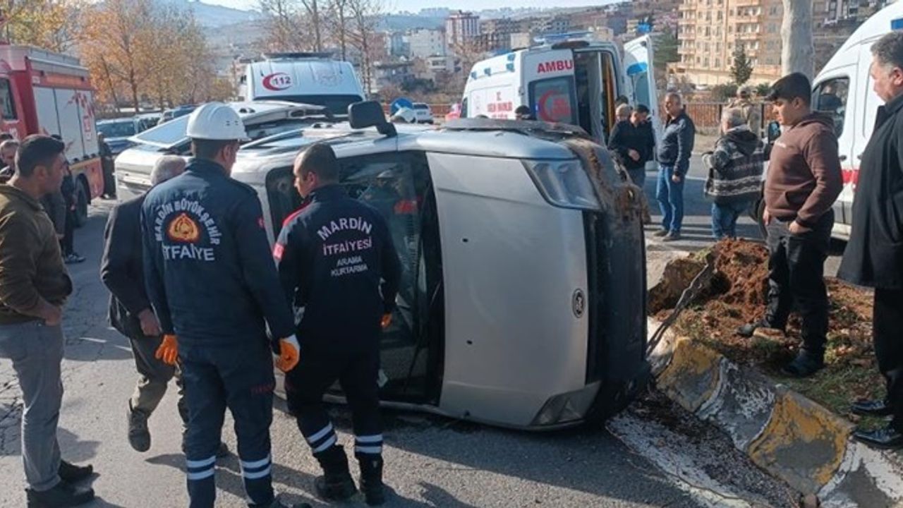 Mardin’de kaza: 3'ü ağır 4 yaralı