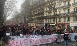 Fransa'da emeklilik yasası karşıtı eylemler sürüyor