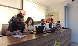 Diyarbakır Barosu adil bir seçim süreci için 300 avukatla mesaide