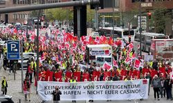 Hamburg liman işçileri direnişe geçti