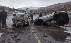Bingöl’de trafik kazası: 1 can kaybı, 4 yaralı