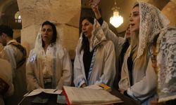 Mardin'de Süryani Cemaati, Doğuş(Yaldo) Bayramını ayinle kutladı