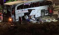 Mersin'de yolcu otobüsü devrildi: 9 can kaybı, 30 yaralı