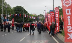 İşçiler Taksim için Saraçhane’de toplanmaya başladı