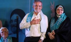 İran'da Cumhurbaşkanlığı seçimini reformist aday Pezeşkiyan kazandı