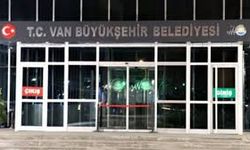 Halk Van'da  kayyıma karşı nöbet çadırı kurdu