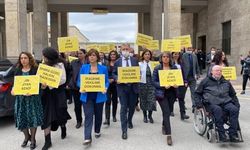 HDP’li Güzel için Meclis'te protesto