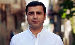 202 aydından Demirtaş'a destek: Silah bırakma çağrılarını da içeren önerilerini değerli buluyoruz