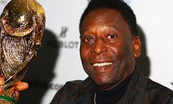 Efsanevi futbolcu Pele, 82 yaşında yaşamını yitirdi