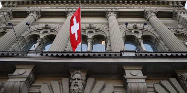 İsviçre Merkez Bankası’ndan faiz artırımı