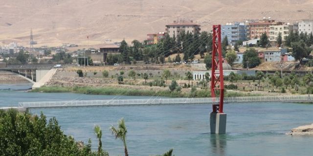 Cizre Kayyımlarının 104 milyon lira harcadığı köprü 7 yıldır tamamlanmadı