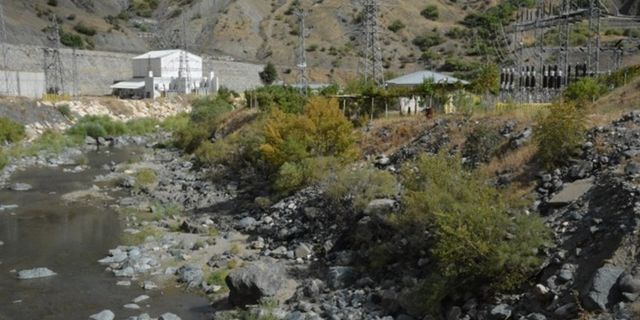 HES Pasûr Çayı’nı kuruttu, ilçedeki yurttaşlar su sorunu yaşıyor