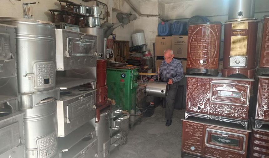 Siirt’te kış için sobalar görücüye çıktı