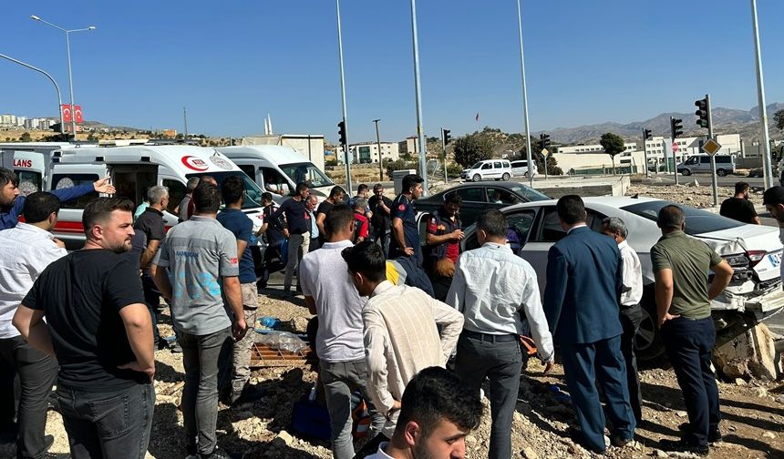 Şırnak-Cizre Karayolunda kaza: 7 yaralı