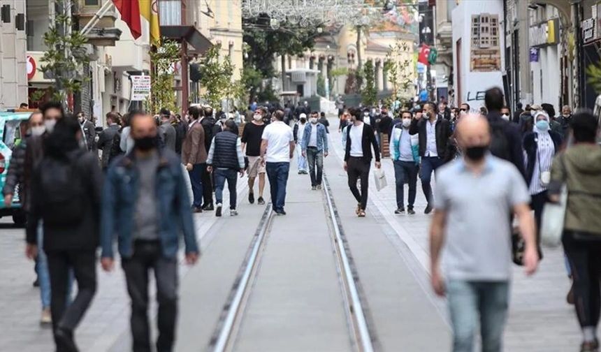 Eris varyantı Türkiye'de 9 kişide görüldü