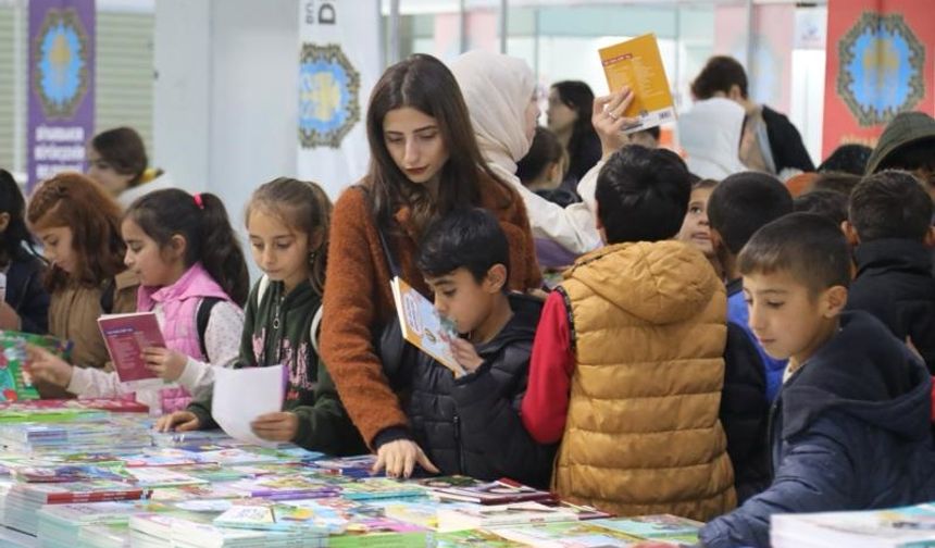 Diyarbakır’da yarıyıl tatili: 483 bin 360 öğrenci karne aldı