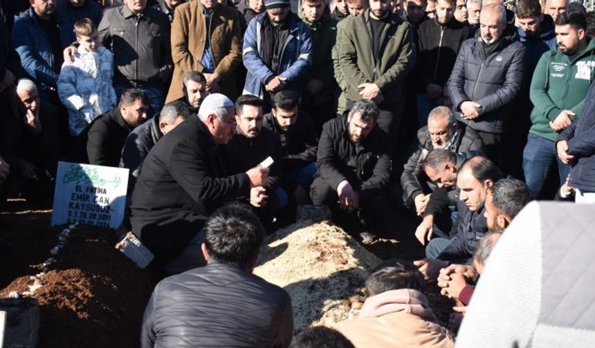 Diyarbakır’daki silahlı saldırıda yaşamını yitiren Aslan toprağa verildi