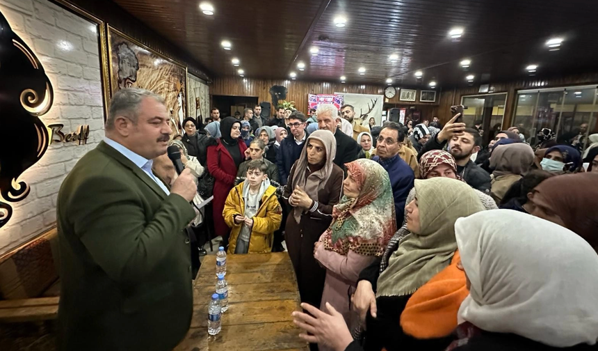 AKP’nin Diyarbakır adayının ikinci kez kafası karıştı
