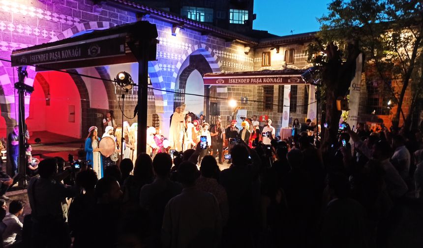 Diyarbakır'da beklenilen festival başladı