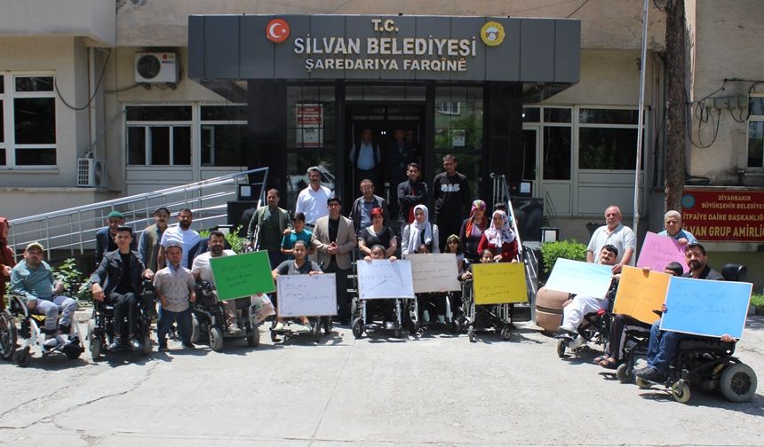 Diyarbakır Silvan’da “Engelliler Haftası” yürüyüşü