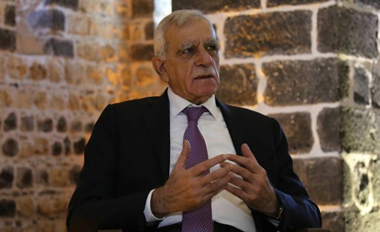 ahmet türk